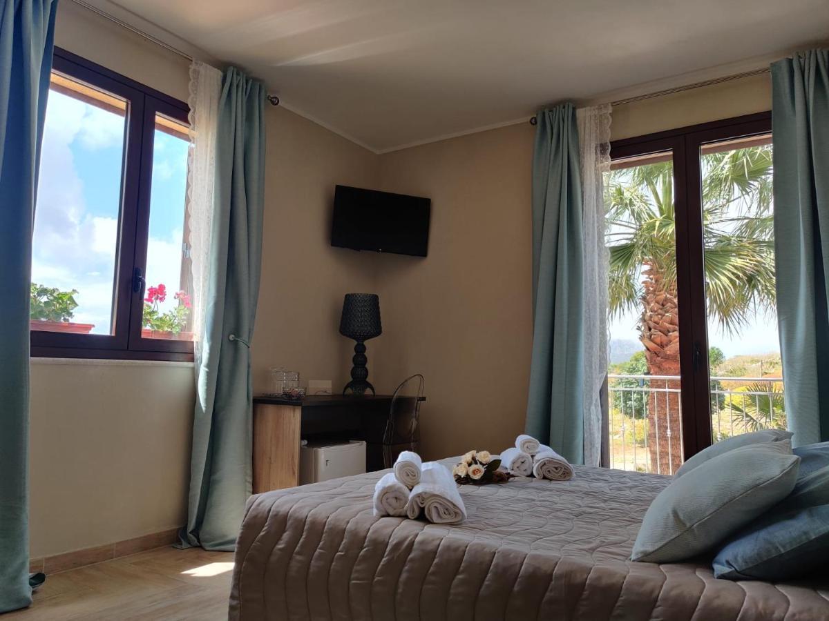 مبيت وإفطار كوستوناتشي Raggi Di Sole المظهر الخارجي الصورة